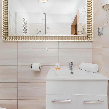 Flatbook - Old Town Ogarna